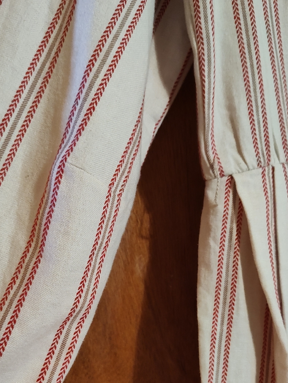 a Loves a Pleated Dress Cream Red Crochet Detail Long Sleeve Cotton -No Belt- L - Picture 12 of 16